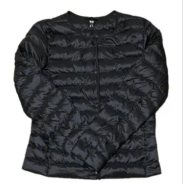 컨디션 최상 유니클로 노카라 울트라 라이트 다운 자켓 발수 블랙