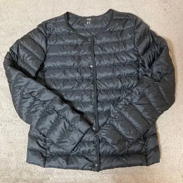 유니클로 울트라 라이트 다운 컴팩트 M 사이즈