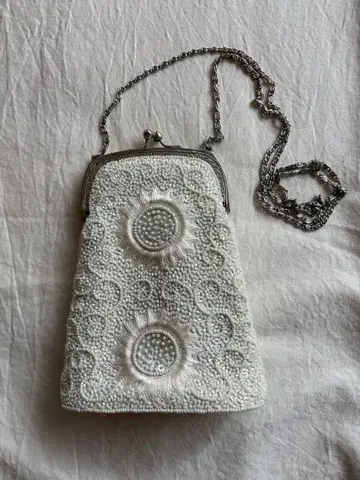 ne Quittez pas 누키테파 비즈 자수 화이트 파티 백