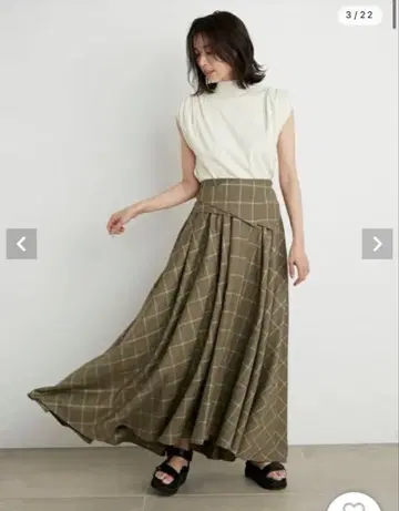 SNIDEL 메탈릭 볼륨 스커트 롱 스커트