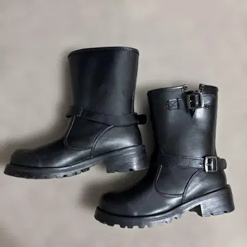 가죽 엔지니어 부츠 블랙