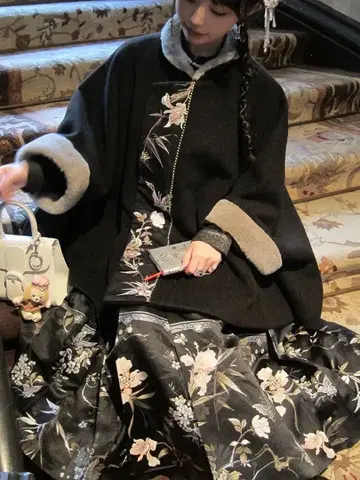 십삼여 잠금 비단 망토 엘레강트 꽃무늬 블랙 판초 M 사이즈