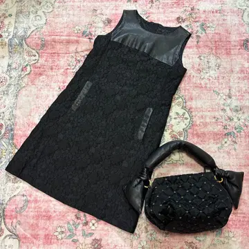 블랙 슬리브리스 무릎 기장 원피스