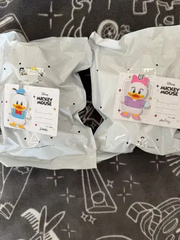 POP MART 도널드 덕 & 데이지 덕