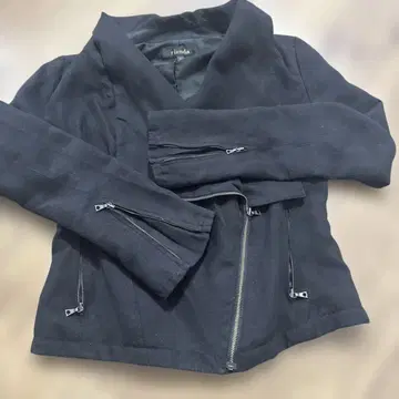 rienda 블랙 지퍼 자켓 S 사이즈
