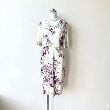 [ 새상품급 ] 에스카다 플로럴 원피스