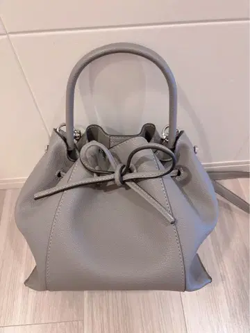 FRAY I.D 리본백 미사용품