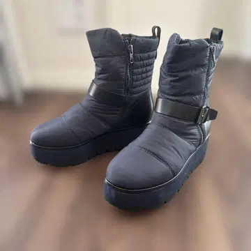 정가 4만 미사용 ASH 아쉬 ZELDA 퀼팅 통굽 부츠 24.5