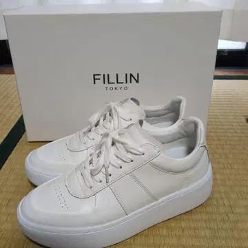 FILLIN 화이트 스니커즈 6.5cm 통굽