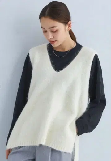 green label relaxing 알파카 믹스 샤기 베스트