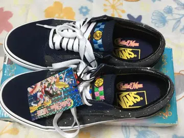 미사용 VANS 반스 x 세일러문 SAILOR MOON 25cm