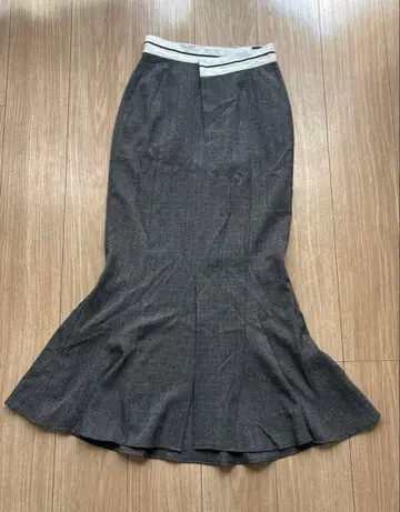 코코딜 그레이 은은한 체크 머메이드 스커트 스트라이프 허리