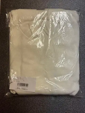 새상품 미사용 아나토미카 모크넥 반팔 화이트 XL 화이트 T셔츠