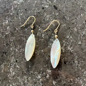 진주 모조개 롱 드롭 귀걸이