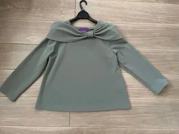 던브라운 니트탑