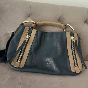 가죽 숄더백 다크 그린 베이지