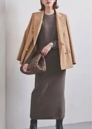 UNITED ARROWS UBCB 크루넥 니트 원피스