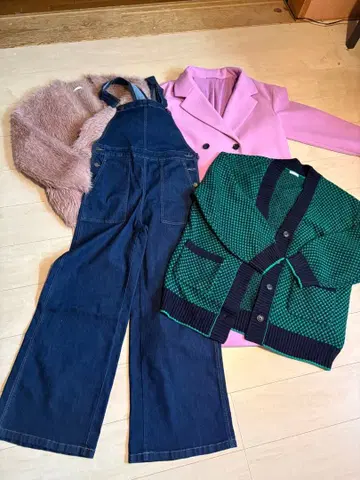 GU 미사용 묶음 판매 여성용 셋업 4점 세트