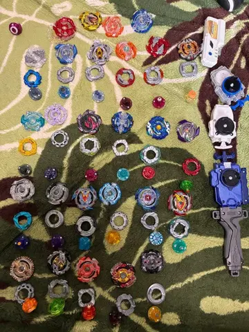 베이블레이드 세트와 배틀 스타디움