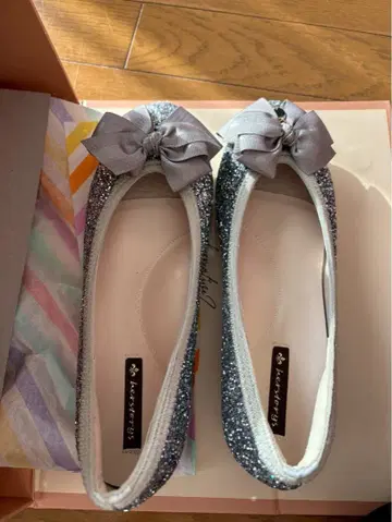 글리터 실버 리본 포함 발레 슈즈