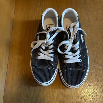 VANS 다크 그레이 코듀로이 스니커즈