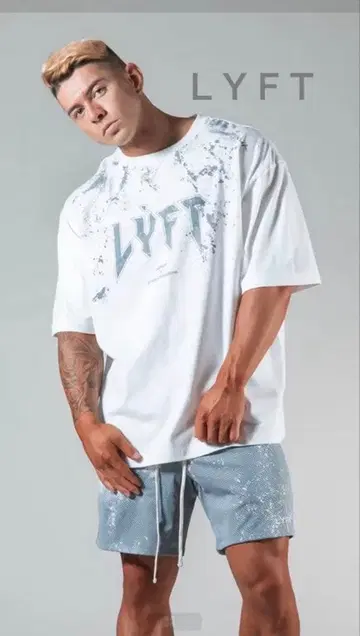 [ 새상품급 ] LYFT 그래픽 White 반팔 T셔츠 sizeXL