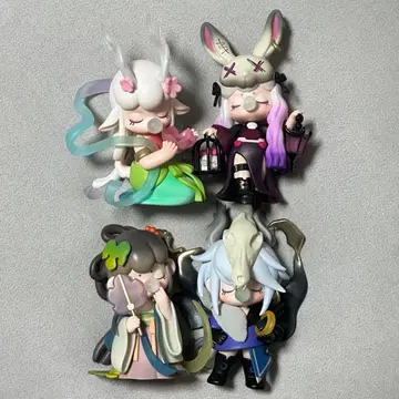 Nanci 피규어 세트