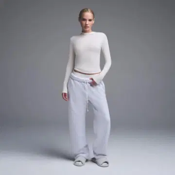 SKIMS 코튼 저지 화이트 긴팔 티셔츠