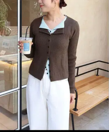 레이어드 스타일 리브 니트탑 브라운 titivate 미사용 택 포함