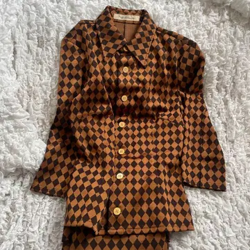 Pinky&Dianne 다이아몬드 패턴 셋업 상의 스커트