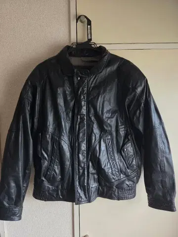 블랙 가죽 자켓 M 사이즈