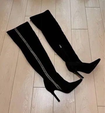 [ 새상품급 ] YELLO 블랙 데님 롱 부츠