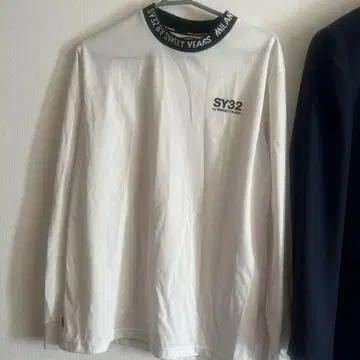 SY32 화이트 롱 슬리브 T셔츠