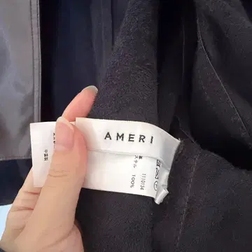 AMERI 브라운 가죽 크롭 자켓