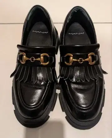 MANA 프린지 로퍼 통굽