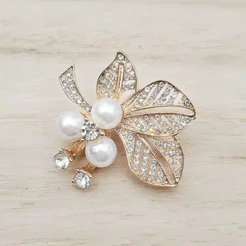 브로치 리프 C 골드 펄 코사지 졸업식 입학식 결혼식