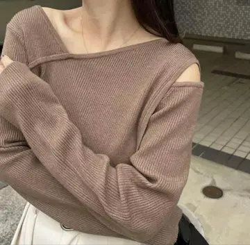 2WAY 어깨 트임 아지메 풀오버 베이지