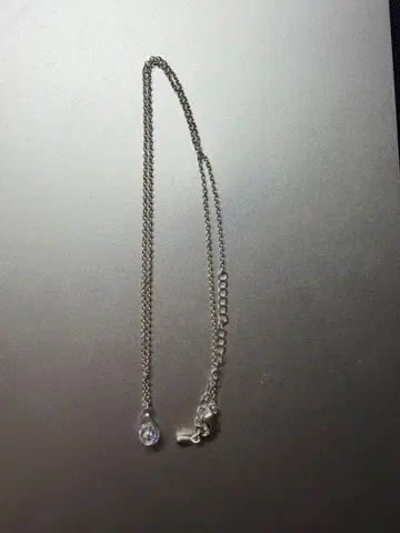 실버 티어드롭 목걸이