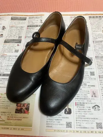 JM WESTON 블랙 가죽 스트랩 펌프스