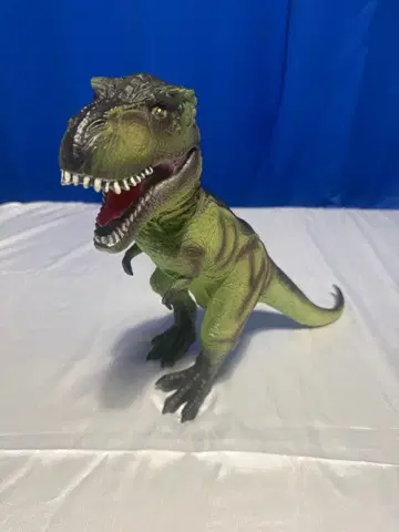 티라노사우루스 약 30cm