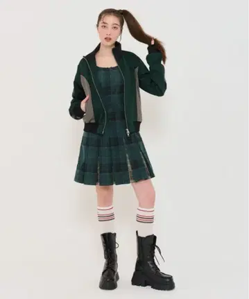 TINA:JOJUN 그린 플리츠 절개 미니 원피스