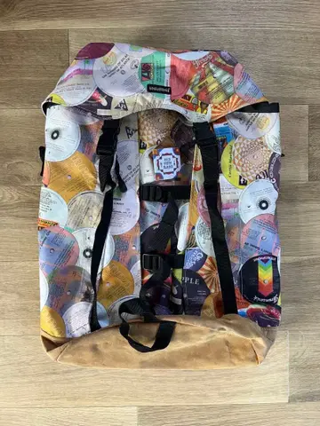 레코드 자켓 디자인 백팩