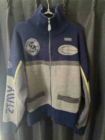 계속 한밤중이면 좋을 텐데 Full Zip Knit Jersey