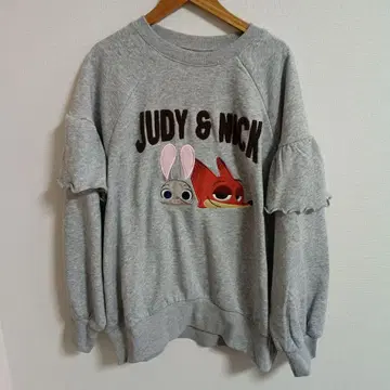 주디 & 닉 캐릭터 자수 맨투맨 L