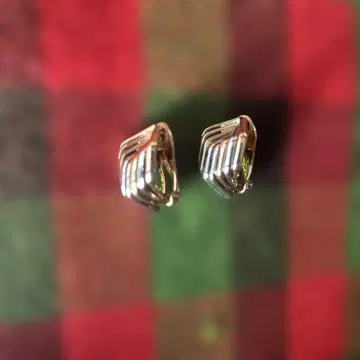 스트라이프 디자인 후프 귀찌