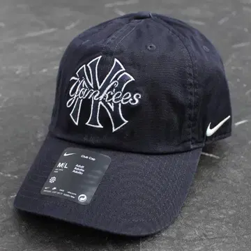 해외 모델 NIKE NY CAP 나이키 양키스 캡 네이비