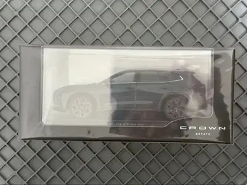 크라운 에스테이트 매시브 그레이 HEV 모노톤 컬러 샘플