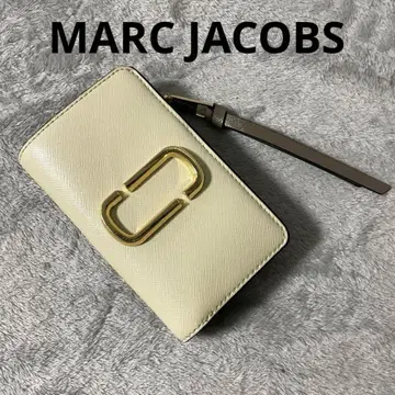 MARC JACOBS 2단 접이식 지갑