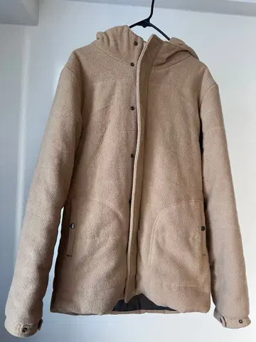 베이지 후드 부착 플리스 자켓