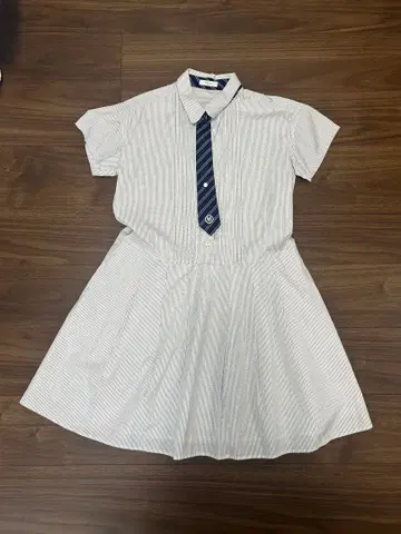 MILK 넥타이 부착 원피스